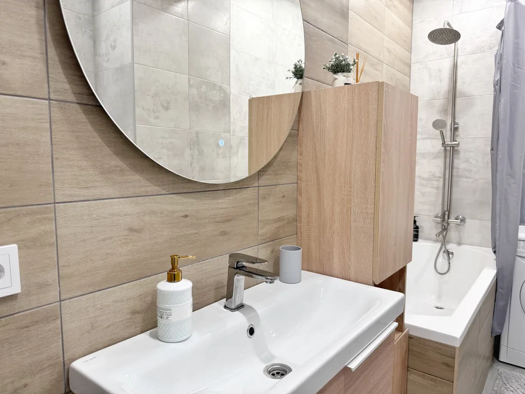 Дизайнерская 2-комнатная квартира в ЖК Бизнес-класса в центре города