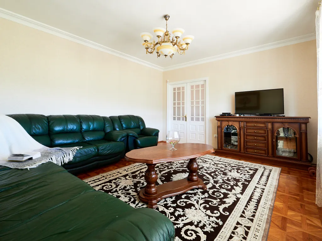 4-комнатный Дом