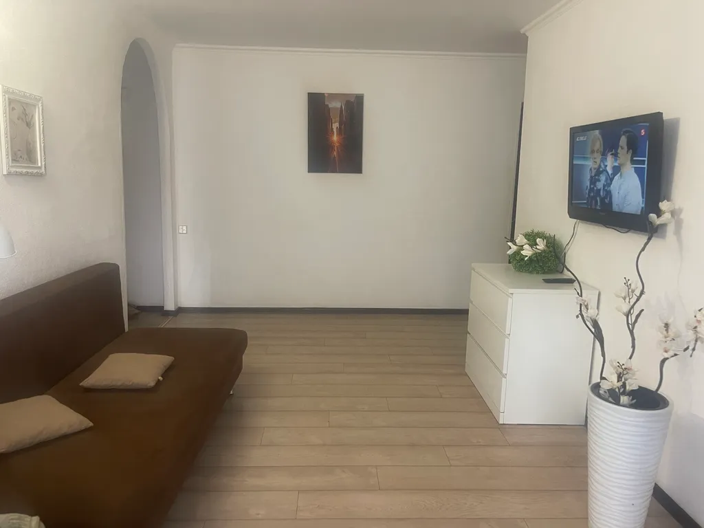 3-комнатная Квартира — аренда посуточно в Симферополь