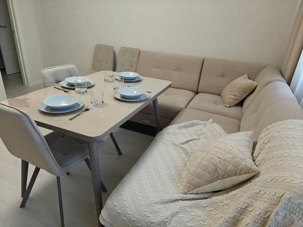 Квартира Уютная квартира рядом с ТЦ МЕГАНОМ И МЕТРО — Мирное