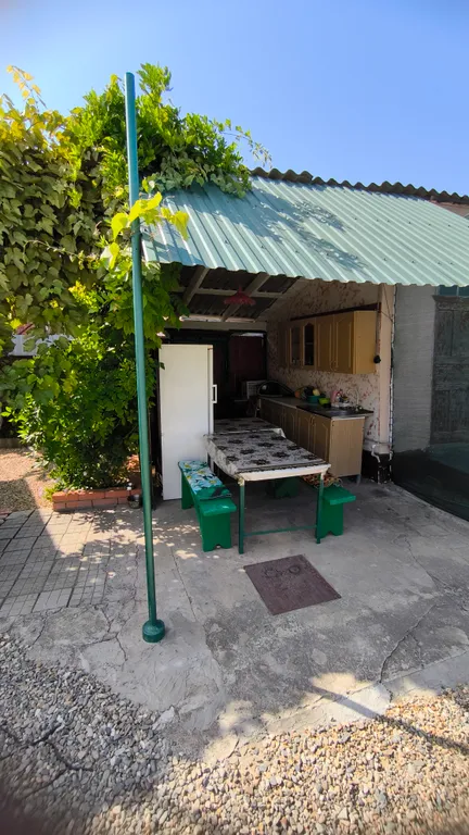 Целый дом, рядом море, центральный рынок и несколько парков