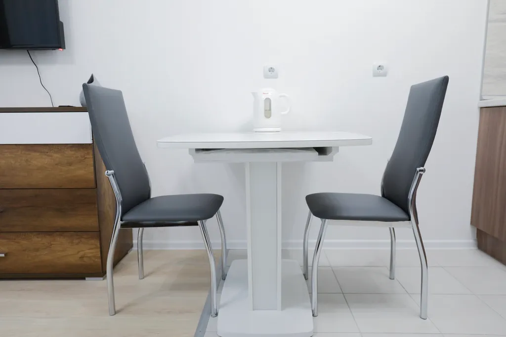 Современная студия в новостройке Маркса 89