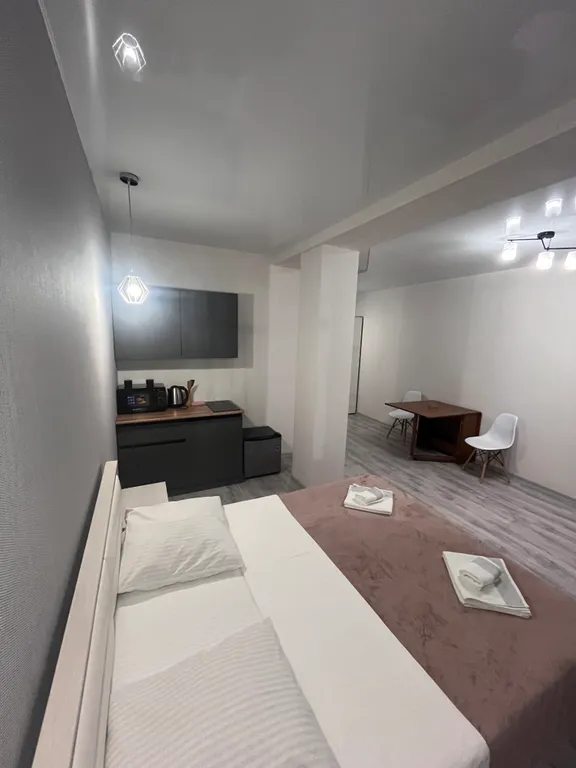 Квартира Квартира Трёхместный номер с шикарным видом на город и море — Анапа