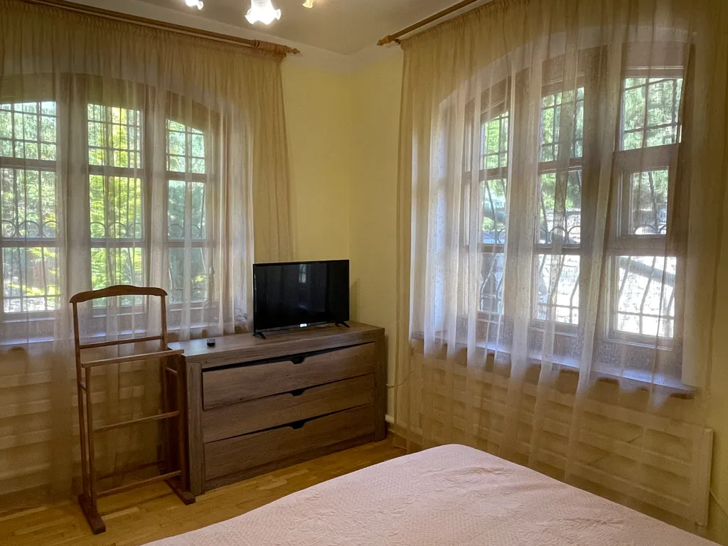 Дом в национальном стиле с удивительным видом AM House Grand