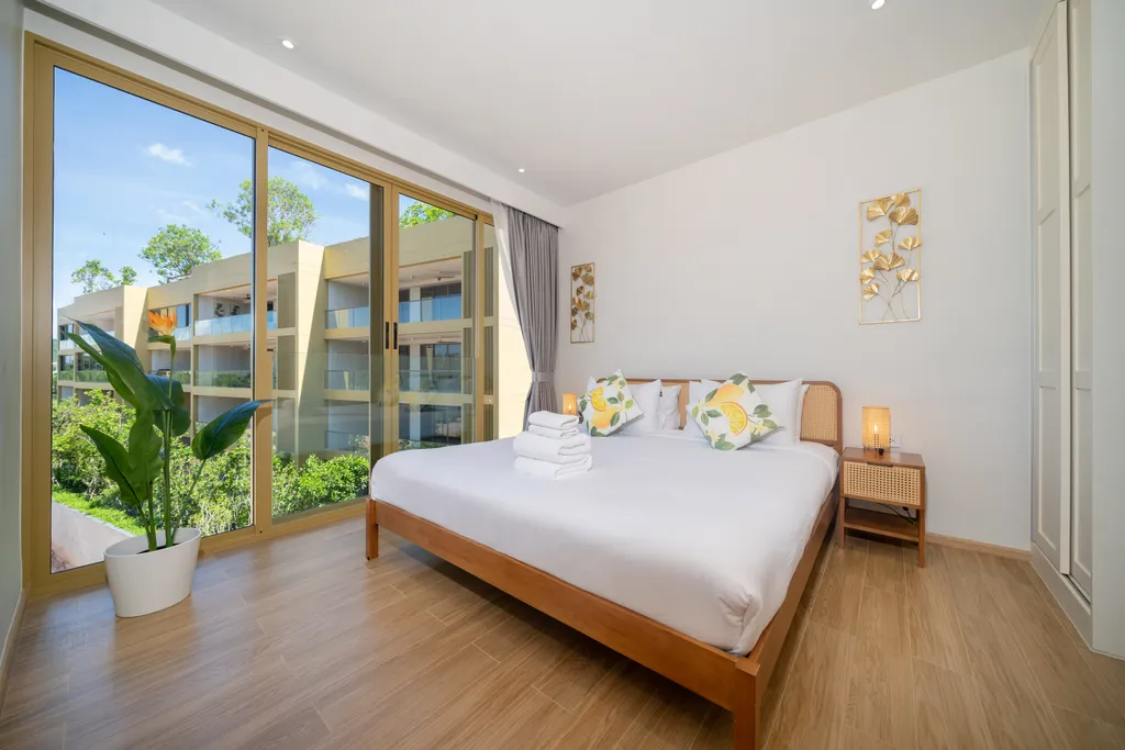 Laguna Beachside residences apartment