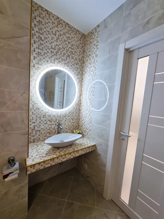 Аппаратамент с панорамными окнами и джакузи