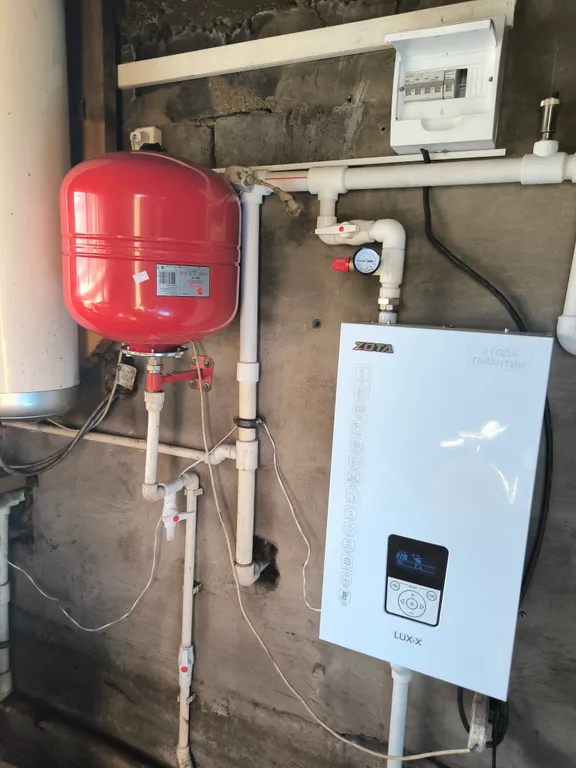 Дом рядом с аэропортом