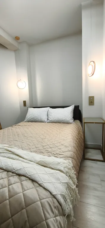 Стильная квартира с кондиционером в центре города