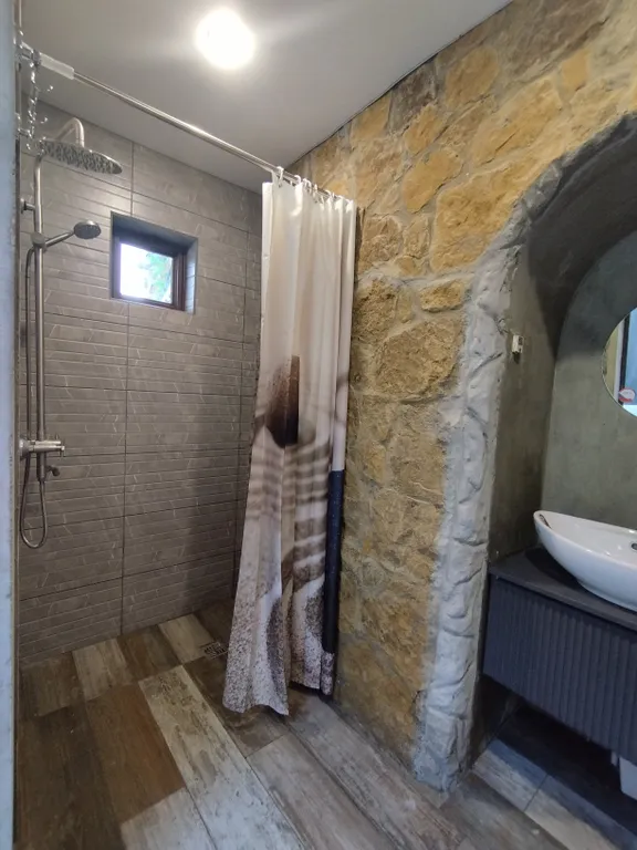 Уютный дом для большой компании