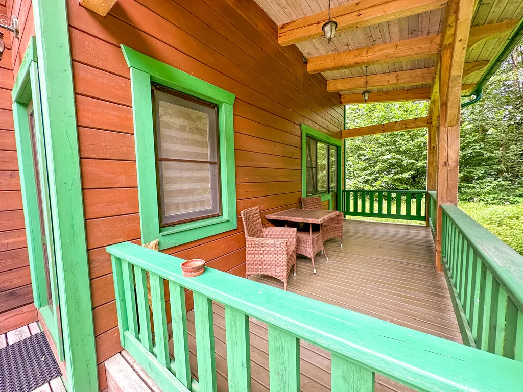 Комната в эко комплексе Лаура