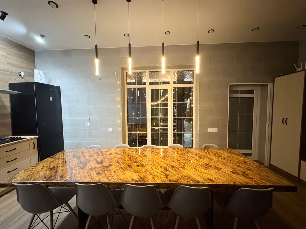 Дом с подогреваемым бассейном и баней в адыгее