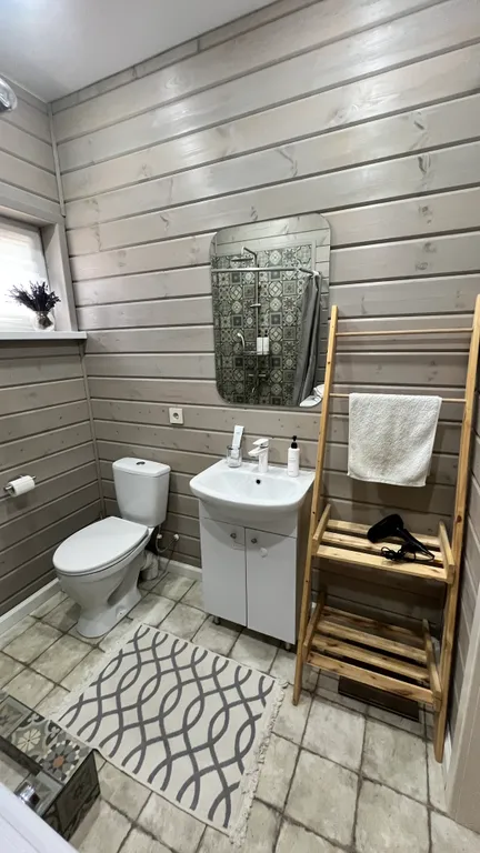 Уютная дача с видом на горы