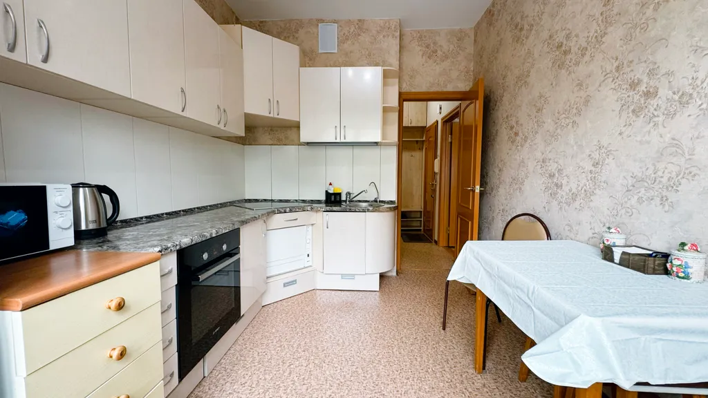 Просторная трехкомнатная квартира с раздельными комнатами