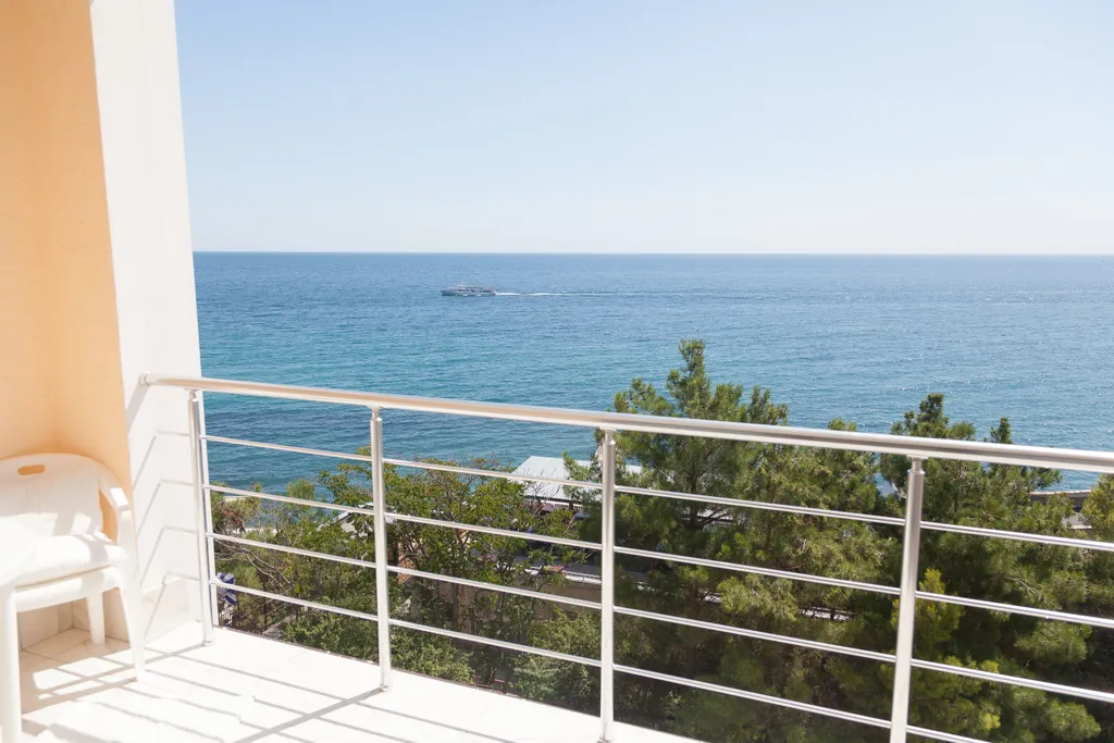 Квартира Однокомнатные апартаменты 50 м от моря — аренда посуточно в Ливадия