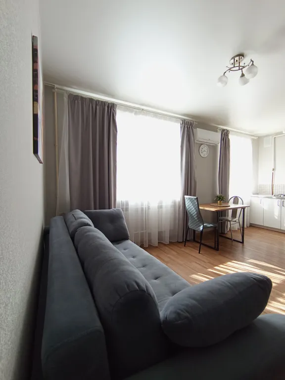 Квартира Комфортная студия на набережной — аренда посуточно в Ярославль