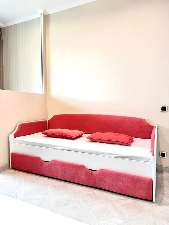 Квартира 3-комнатная Квартира — Калининград