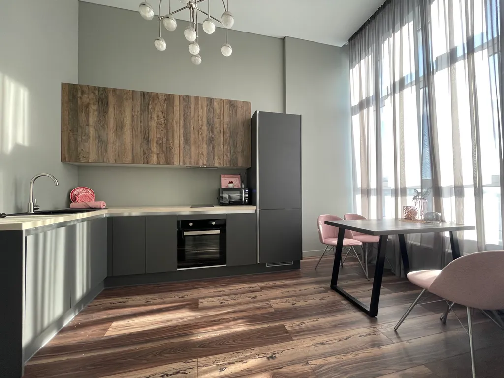 Роскошная квартира пентхаус с 4 метровыми потолками с видом