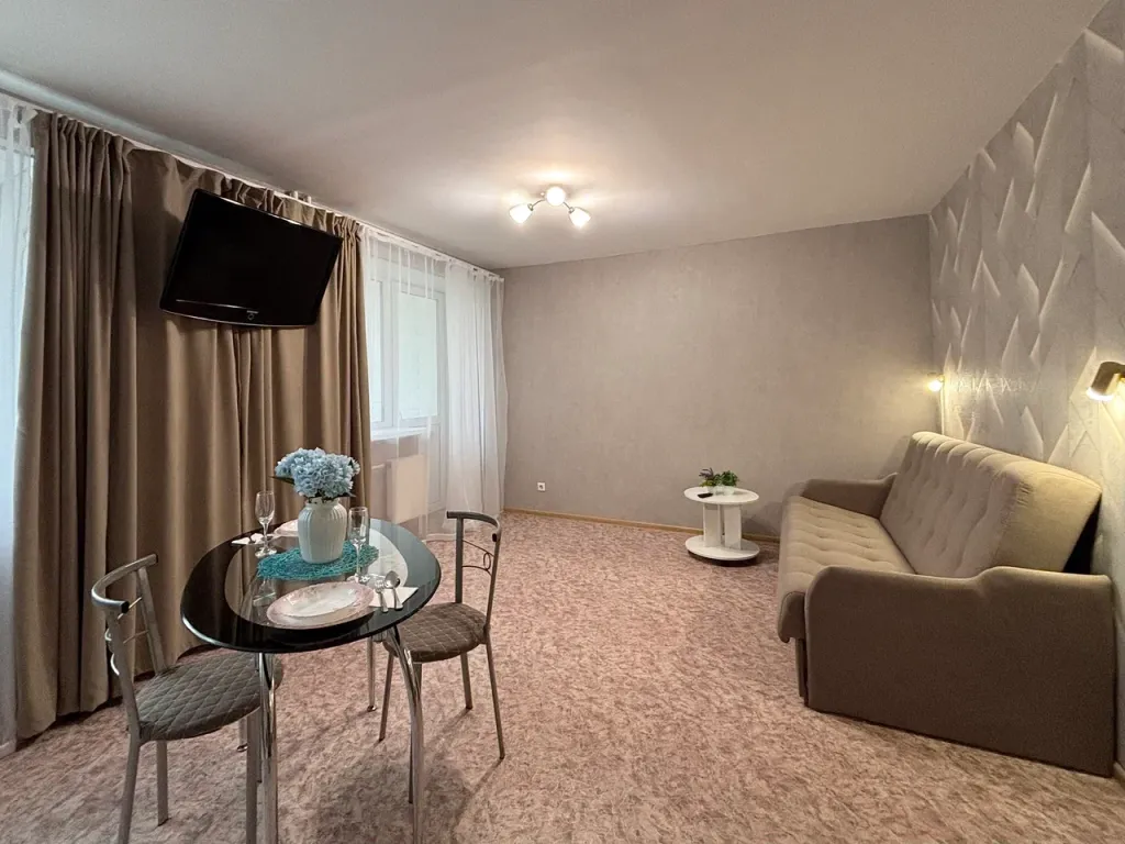 2-комнатная квартира с идеальным расположением на Волге у Павловской рощи