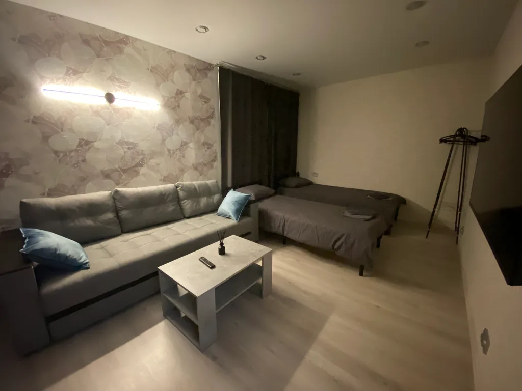 Уютная квартира с массажным креслом и кофемашиной