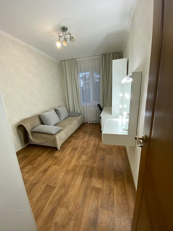 Квартира Уютная трехкомнатная квартира в престижном районе города — Элиста