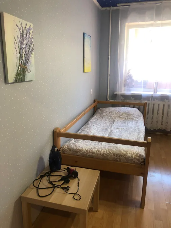 Уютная комната в 4х комнатной квартире с балконом рядом парком отдыха