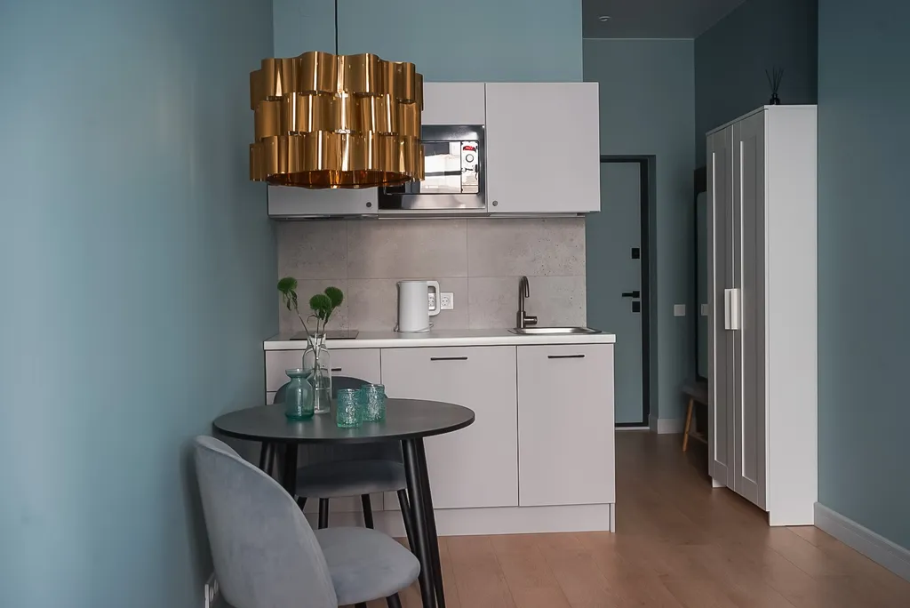 Дизайнерская студия у острова Канта на набережной