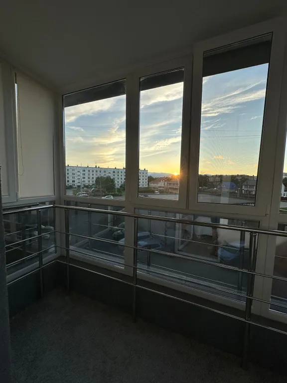 Комфортная квартира в новом доме с видом на закат