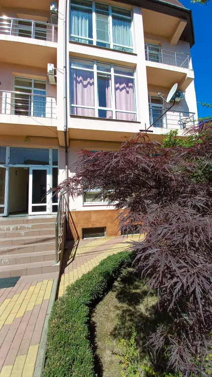 Просторная квартира у моря — аренда посуточно в Кудепста