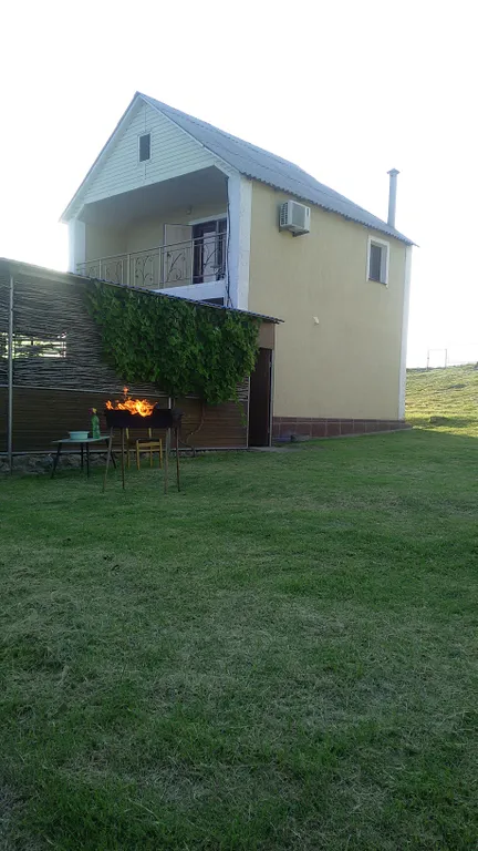 Дом на берегу Азовского моря