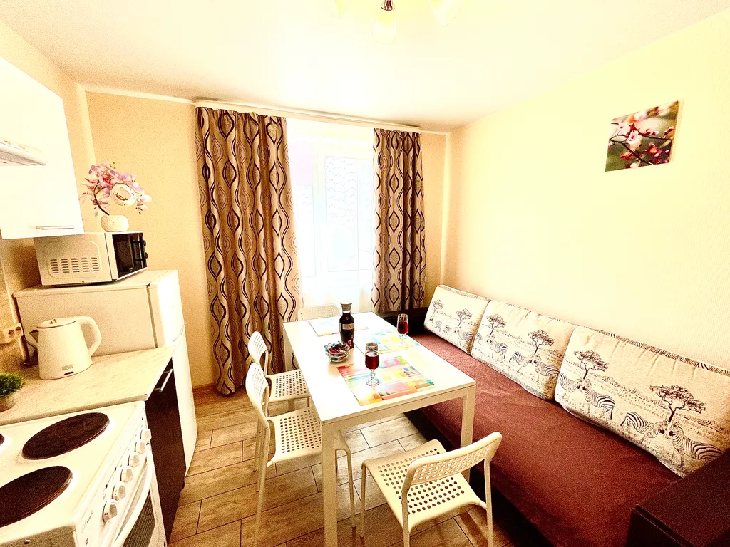 Квартира Уютная квартира в центре рядом с ТЦ "Космопорт" — Самара