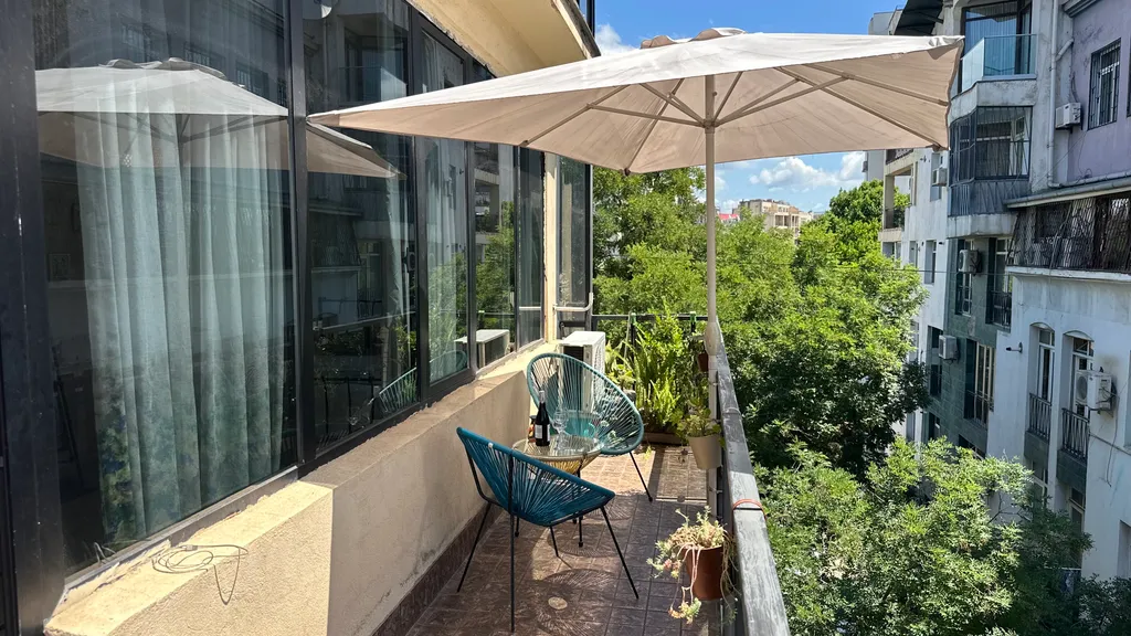 Cloudy Tbilisi Apartment