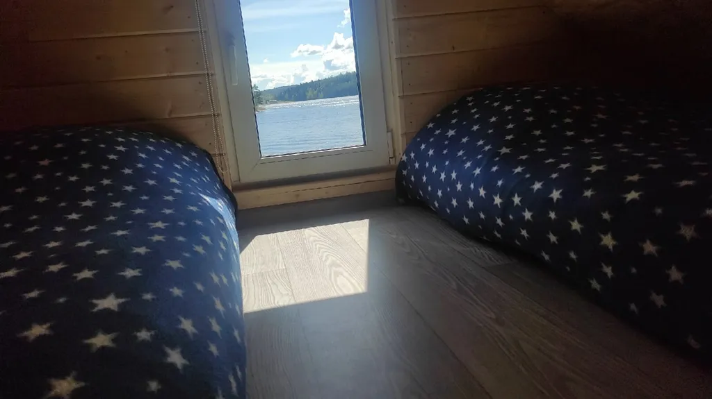 Плавдом Морячка с баней на острове + лодка на веслах