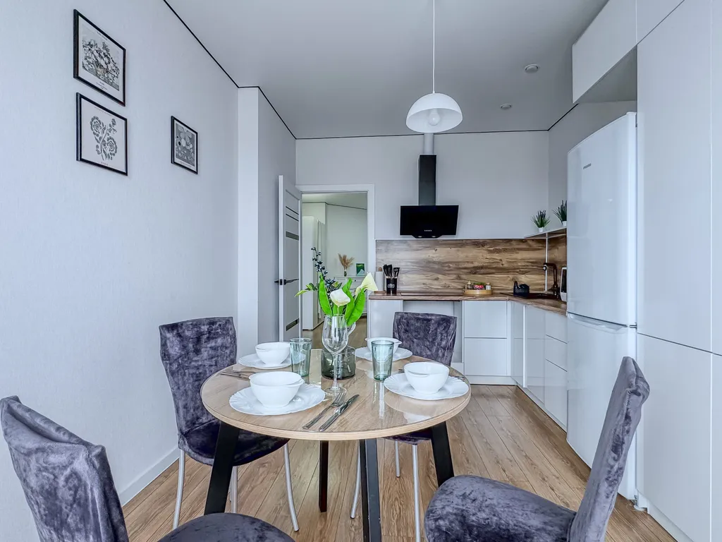 Комфортная новая квартира рядом со стадионом — аренда посуточно в Астрахань