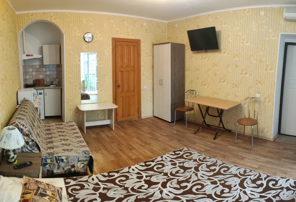 Комфортабельные номера в центре поселка