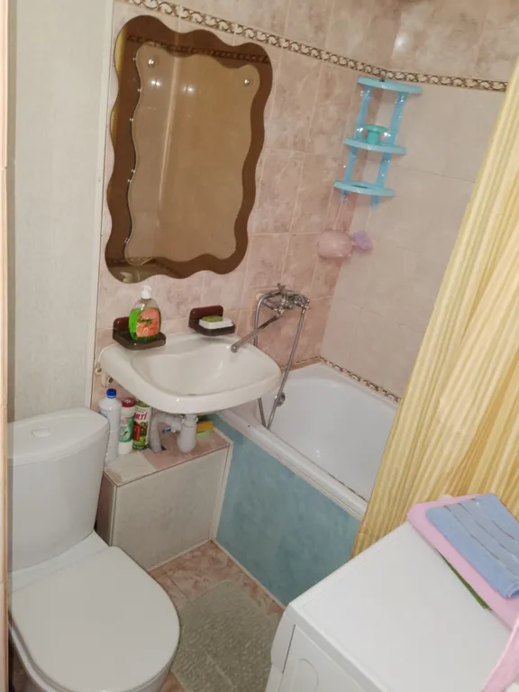 Двухкомнатная квартира, ЖД и автовокзал в шаговой доступности