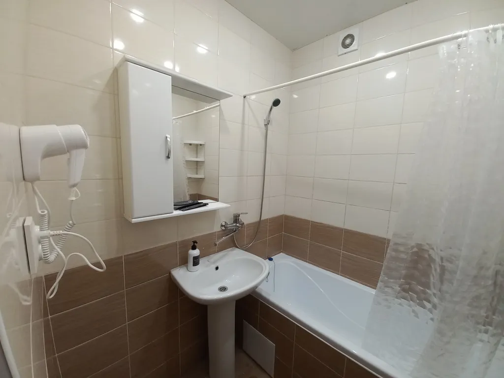 Квартира Просторная уютная 2 - комнатная квартира в новом доме — Элиста