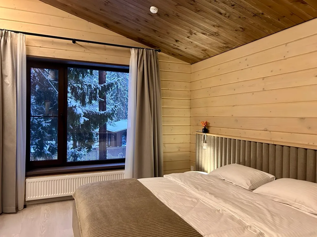 Коттедж у курорта Охта Парк