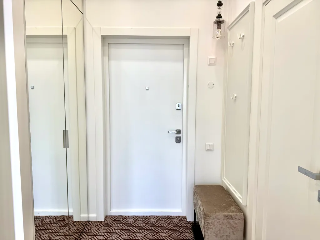 Квартира Квартира Роскошный дизайнерский 2-х комнатный люкс с видом реку и Москва-сити — Москва