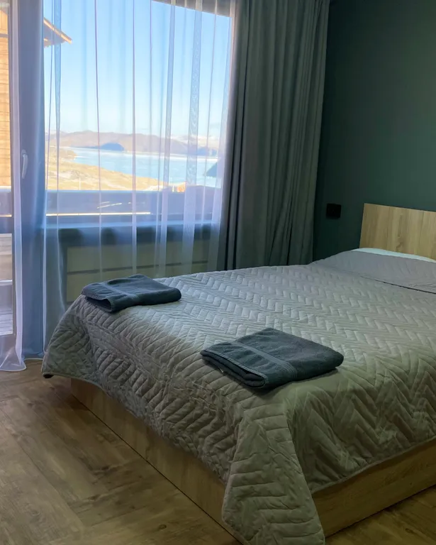 Номер Люкс с видом на Байкал и остров Ольхон