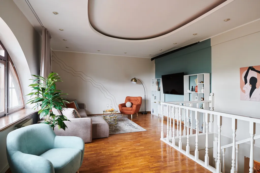 Двухуровневая с мансардой у Патриарших Прудов