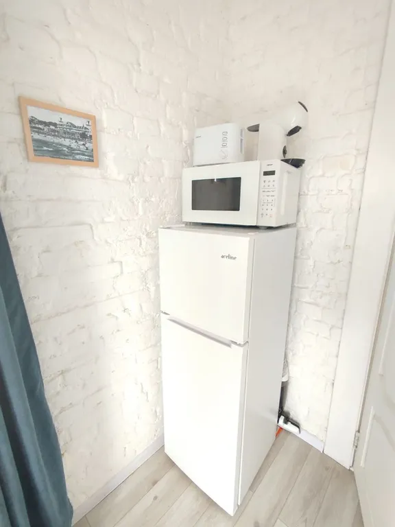 Квартира в 1 минуте от моря и Розы Ветров, в центре старого города