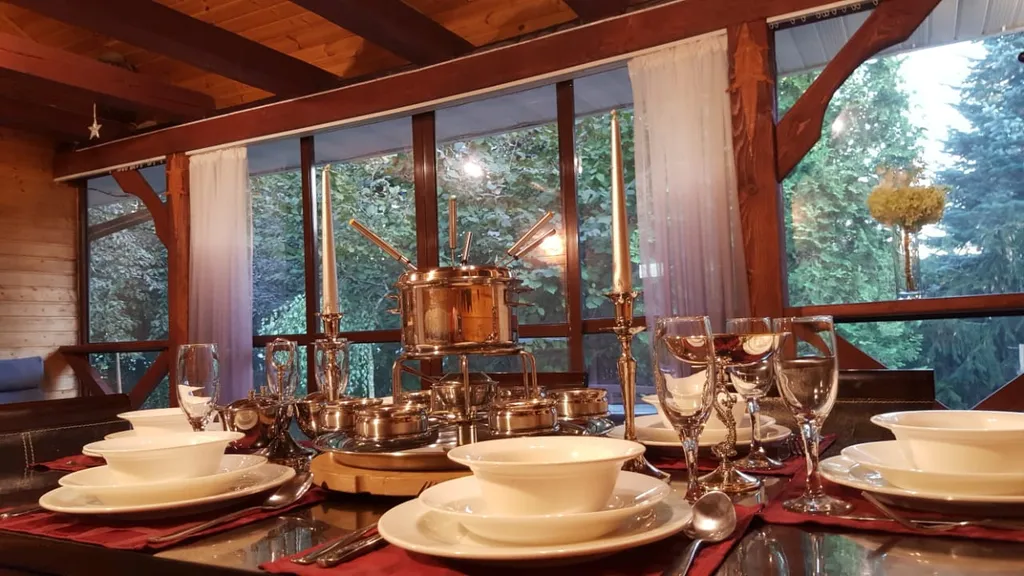 Коттедж с баней и джакузи для семейного отдыха