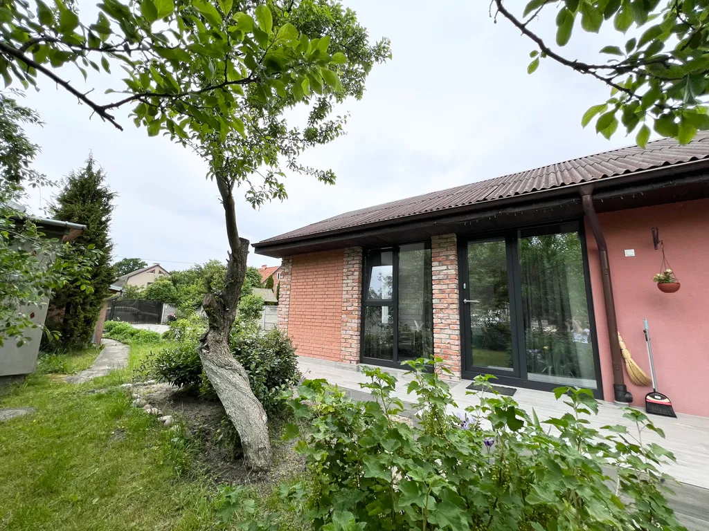 Коттедж Уютный домик в тихом районе Зеленоградска — Зеленоградск