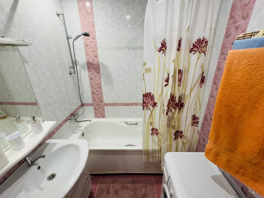 2-х комнатная квартира в Центре - УИГА