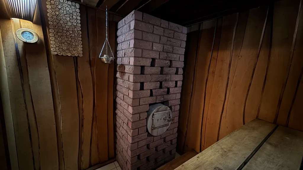 Домик у реки