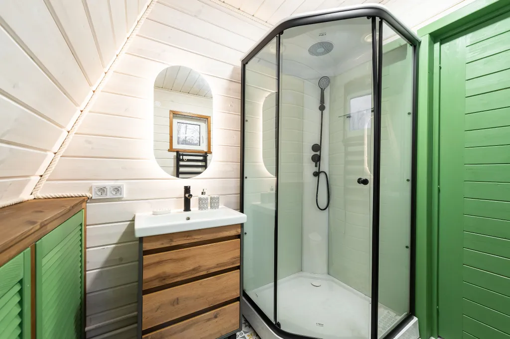 Треугольный дом у 3х горнолыжных курортов