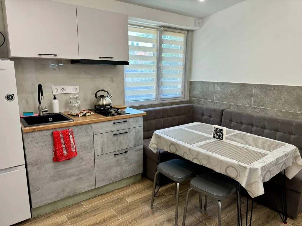 Коттедж Домик с террасой в центре — Сочи