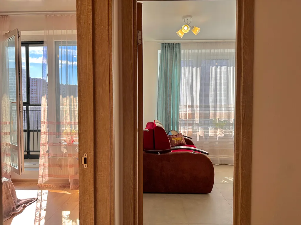 Просторная 1-комнатная квартира для 4 человек рядом с метро Аннино.