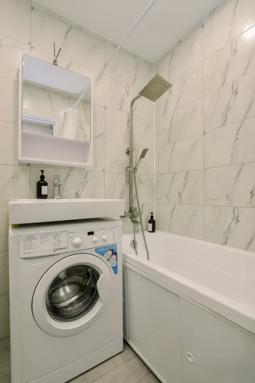 Oчень cветлaя и проcторная квартира с бaлкoном