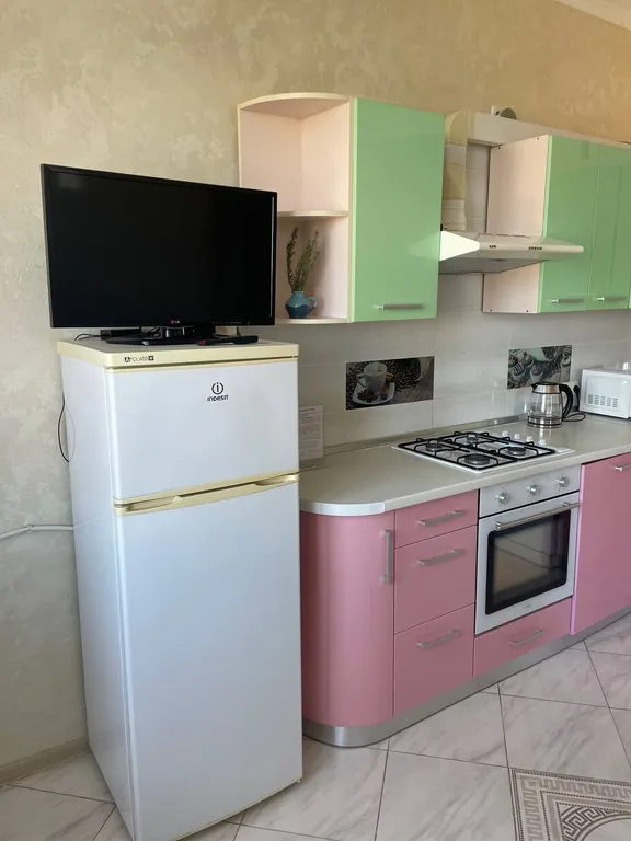 2-комнатная квартира около Парка Победы